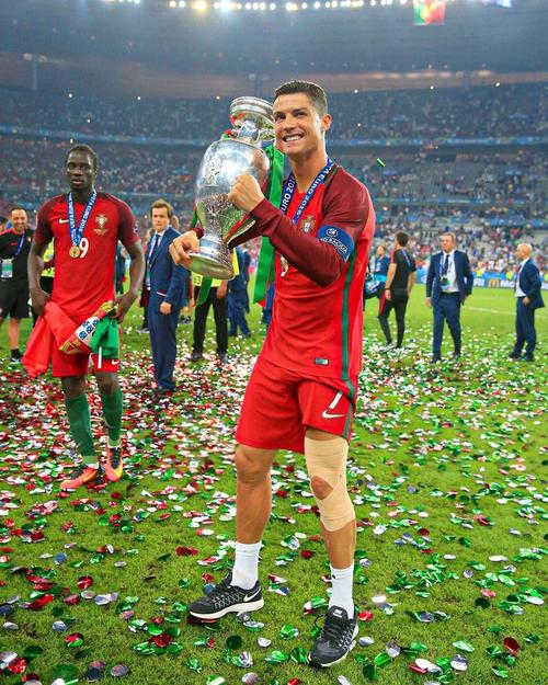 2032年全球博彩收入预计达5万亿美元