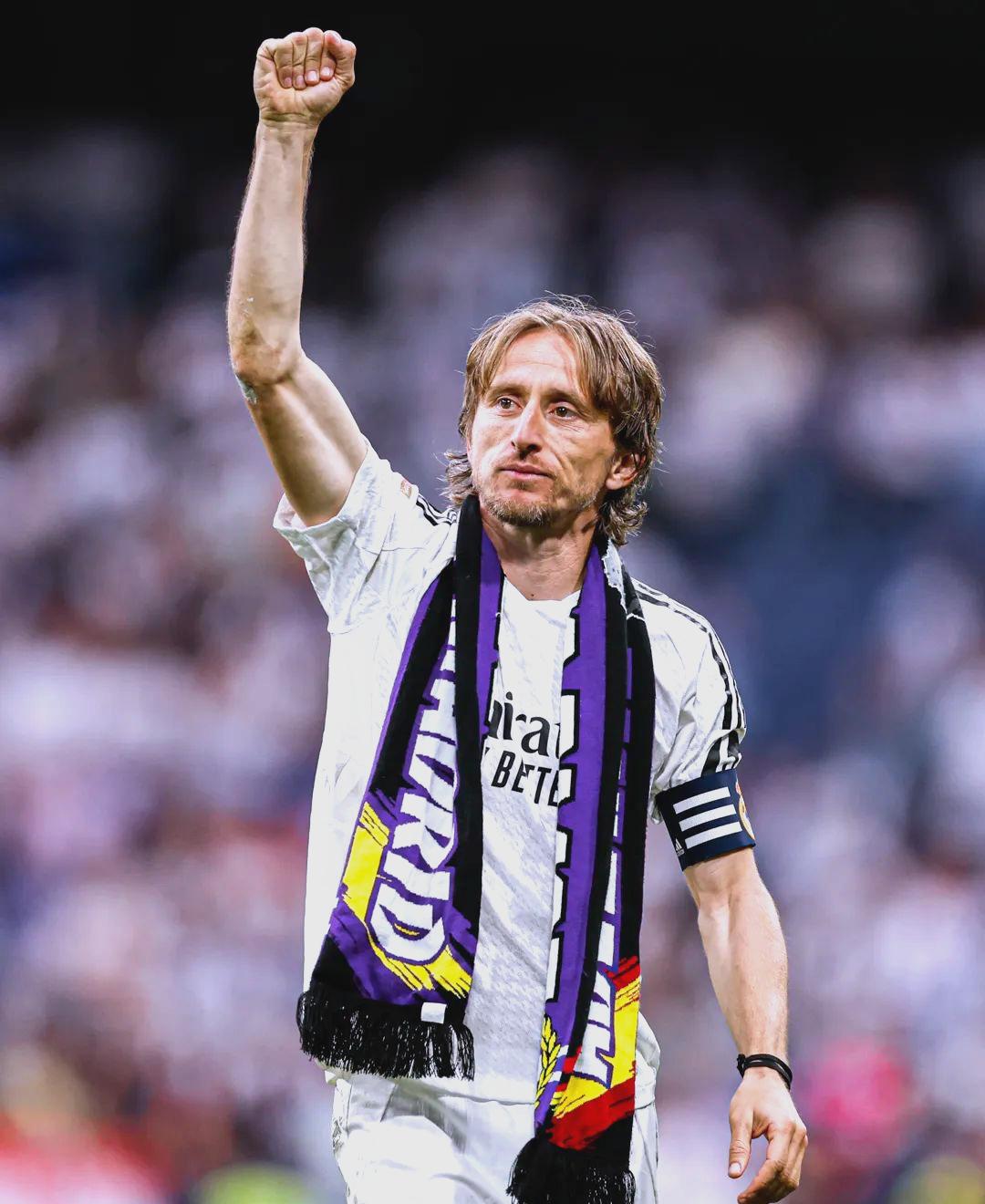 一同入选，麦卡利斯特兄弟是阿根廷时隔14年再度出现“兄弟国脚”