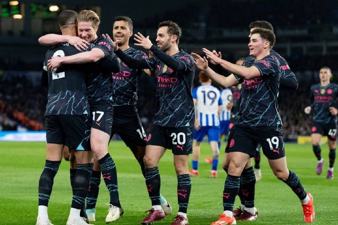 球星带球突破造成杀伤，全场欢呼