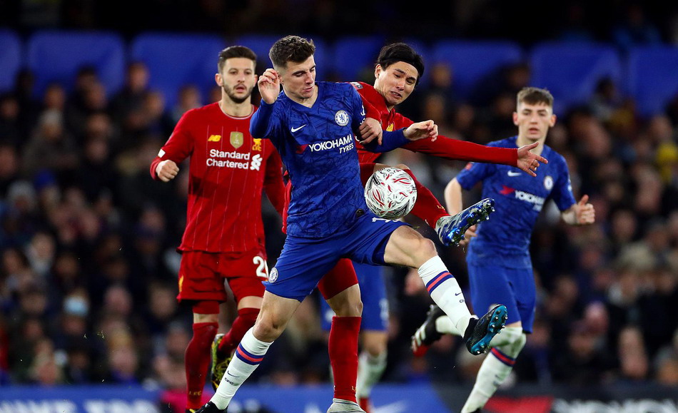 英超第14轮综述：利物浦平局+切尔西爆冷，阿森纳5分领先稳居榜首