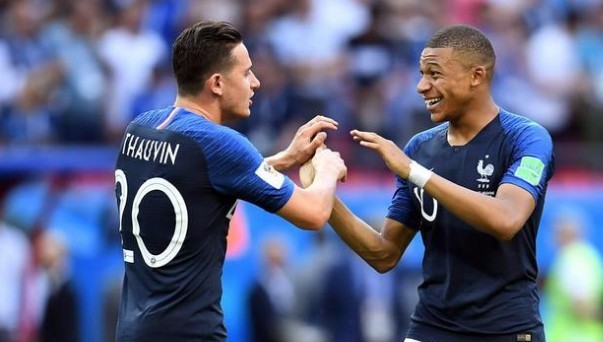 新变化！王曼昱“双杀”孙颖莎两技术精进明显，冲击洛杉矶增筹码