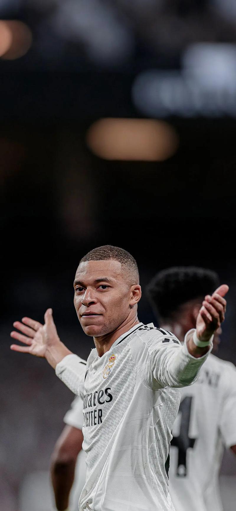 NBA历史上最强的30号巨星是库里，选择这个号码的巨星少